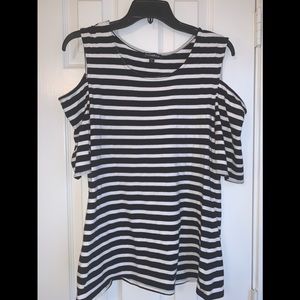 Express Cold-Shoulder Top